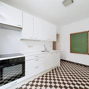 Châtelain / Louise : Bel appartement de caractère
