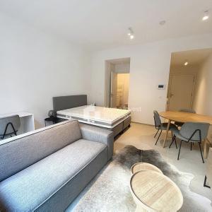 JOURDAN : Beau studio neuf meublé 