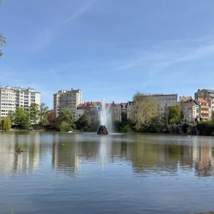 Square Marie Louise - Appartement 113m² rénové 2ch 