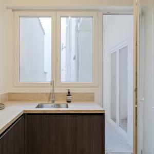 Square Marie Louise - Appartement 113m² rénové 2ch 