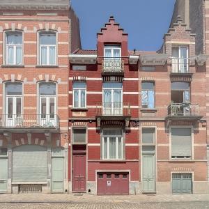 Saint-Gilles : Magnifique maison 4 chambres, cour, parking 