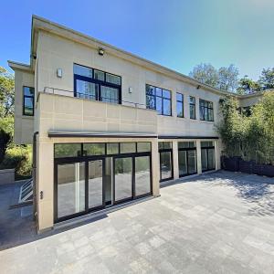 Prince d'Orange : Sublime villa jumelée remise à neuf