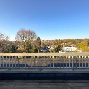 De fré-Wolvendael, penthouse 165m² 3 ch + 8 terrasses 