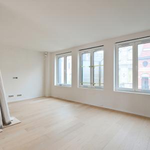 Chatelain/Tenbosch - Lumineux triplex de ± 185 m² + terrasse