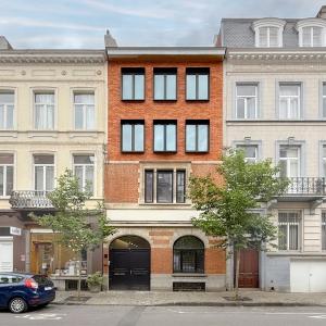 Chatelain/Tenbosch - Lumineux triplex de ± 185 m² + terrasse