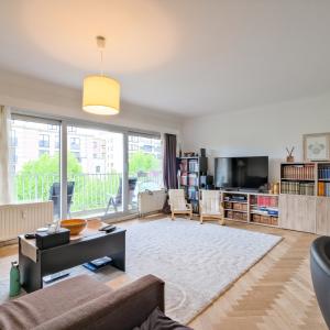 Lycée Français  - Appartement lumineux, terrasse et garage