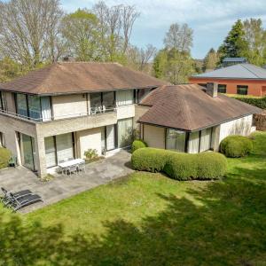 Fort Jaco: magnifique villa de ± 453 m² sur 15 ares - 5 ch.