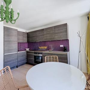 Royale / Congrès : Bel appartement meublé