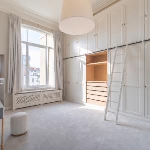 Sq. Marie-Louise : Magnifique maison de maitre 8ch + jardin