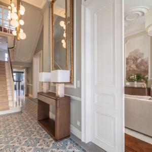 Sq. Marie-Louise : Magnifique maison de maitre 8ch + jardin