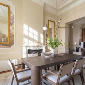 Sq. Marie-Louise : Magnifique maison de maitre 8ch + jardin