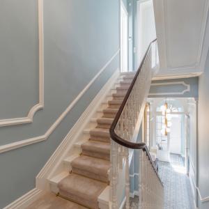 Sq. Marie-Louise : Magnifique maison de maitre 8ch + jardin