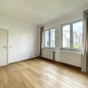 Pl. Brugmann/Châtelain : Superbe duplex 4 chambres 