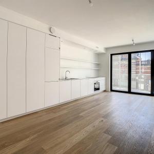 Couronne : Bel appartement récent 1 chambre + terrasse