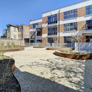 Couronne : Bel appartement récent 1 chambre + terrasse