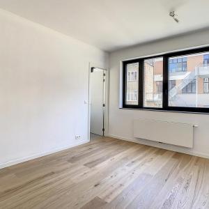 Couronne : Bel appartement récent 1 chambre + terrasse