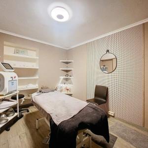 A deux pas de la Place Brugmann, rez-de-chaussée commercial