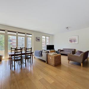 Brugmann Court : Superbe appartement 2 chambres + terrasse