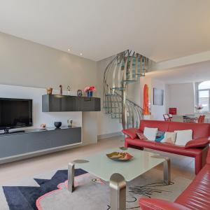 Place Brugmann, sublime triplex 3 ch  rénové avec terrasse