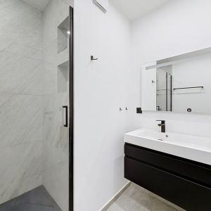 Churchill / Molière : Superbe appartement remis à neuf