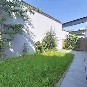 Cottages : Belle maison mitoyenne + terrasses + jardin