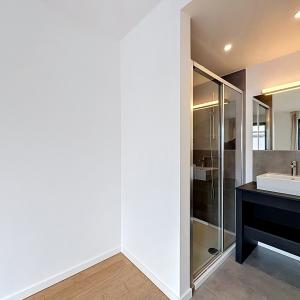 Cottages : Belle maison mitoyenne + terrasses + jardin