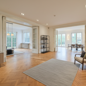 Leo Errera - Villa de 670 m² bruts, jardin & prof. libérale.