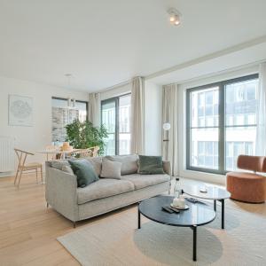 Cinquantenaire: magnifique appt 2020, terrasse et parking 