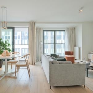 Cinquantenaire: magnifique appt 2020, terrasse et parking 