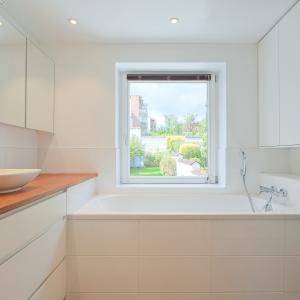 Uccle, Ravissante maison rénovée 5 ch avec jardin