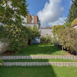 Uccle, Ravissante maison rénovée 5 ch avec jardin