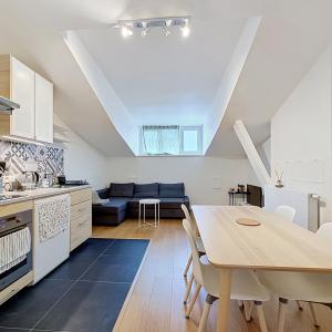Haut de Saint-Gilles : Beau studio meublé