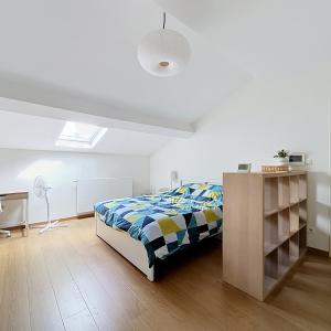Haut de Saint-Gilles : Beau studio meublé