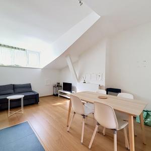 Haut de Saint-Gilles : Beau studio meublé