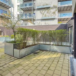 Fernand Coq: Bel appartement 1 chambre, terrasse et jardin