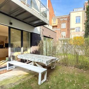 Fernand Coq: Bel appartement 1 chambre, terrasse et jardin