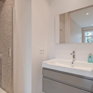 Messidor : Somptueux appartement remis à neuf avec goût