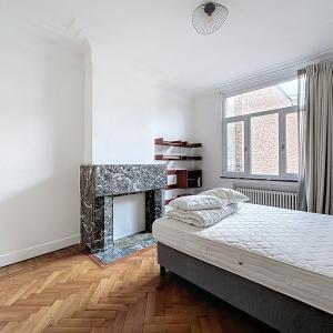 Boulevard Waterloo : Bel appartement meublé de 2 chambres