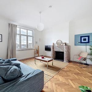 Boulevard Waterloo : Bel appartement meublé de 2 chambres