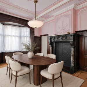 Magnifique Hôtel de maître de ± 600 m², jardin et garage.