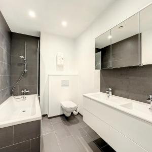 Marcel Thiry - Appartement 2 chambres + terrasse + parking 