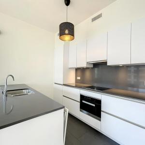 Marcel Thiry - Appartement 2 chambres + terrasse + parking 