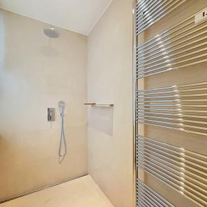 Pl. Stéphanie : Somptueux appartement 3 chambres