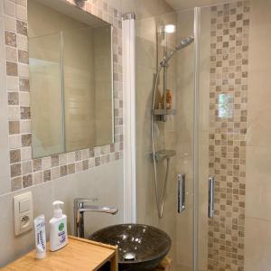 Magnifique triplex 4 chambres avec jardin et parking