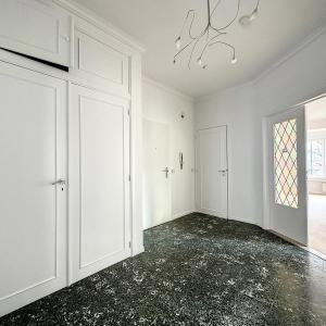 Altitude 100/Molière : Bel appartement de 2 chambres rénové