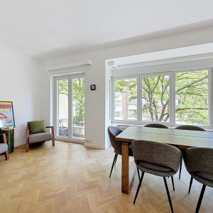 Altitude 100/Molière : Bel appartement de 2 chambres rénové