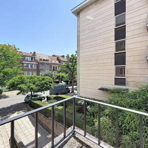 Altitude 100/Molière : Bel appartement de 2 chambres rénové