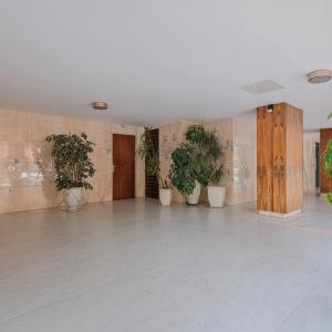 Churchill/Cavell - Appart ± 180 m² avec terrasses et garage.