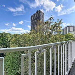 Louise /Abbaye : Somptueux appartement caractère remis à neuf