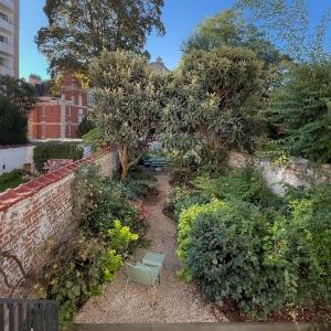 Magnifique maison de caractère ± 330 m² + jardin & terrasses
